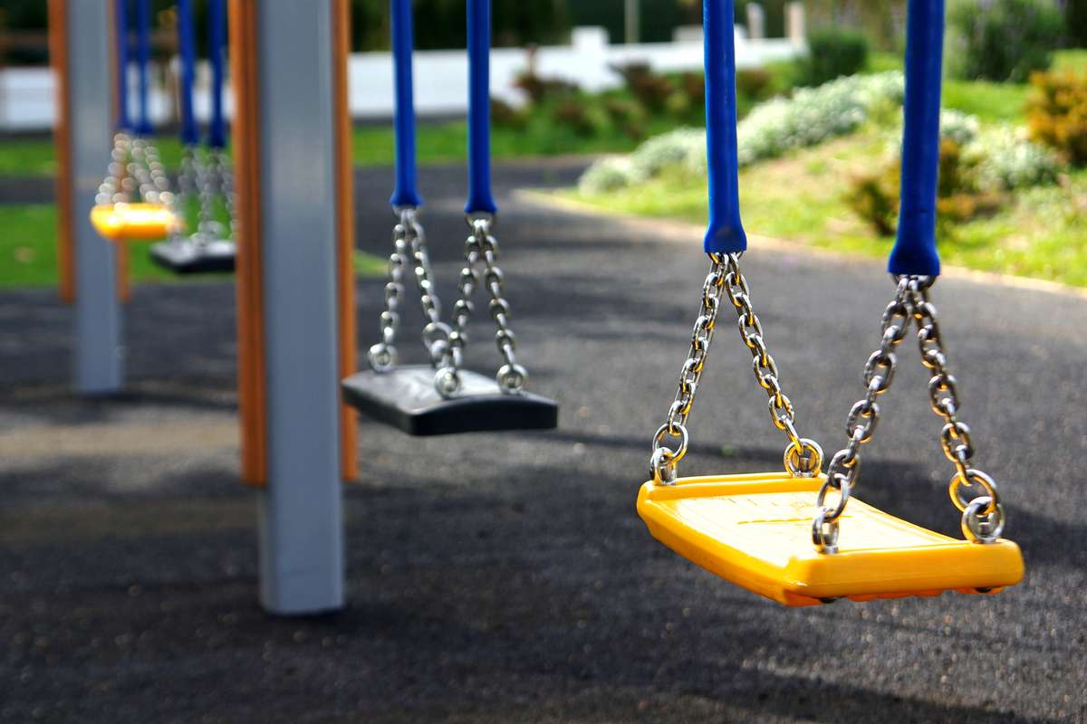 Empty Swing (R) (S)